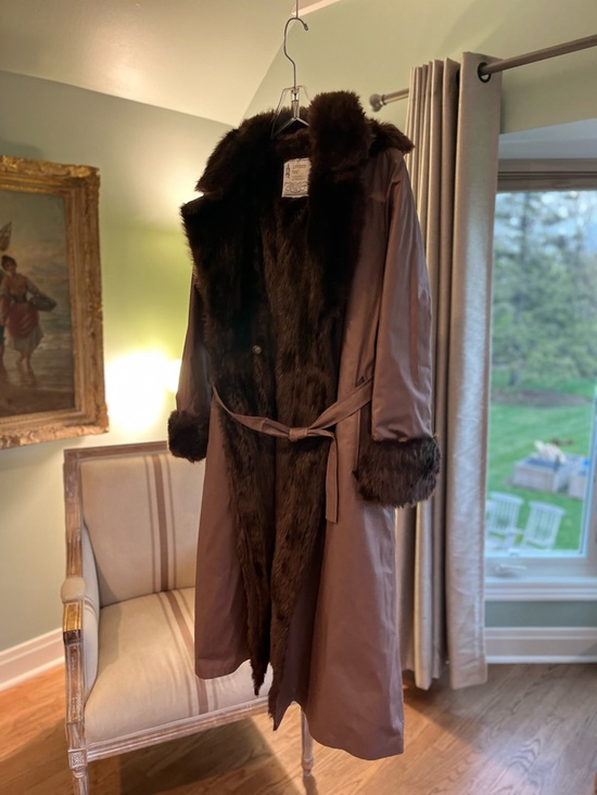 London Fog Jackets & Blazers - London Fog Brown Coat with Dark Brown Faux Fur Collar